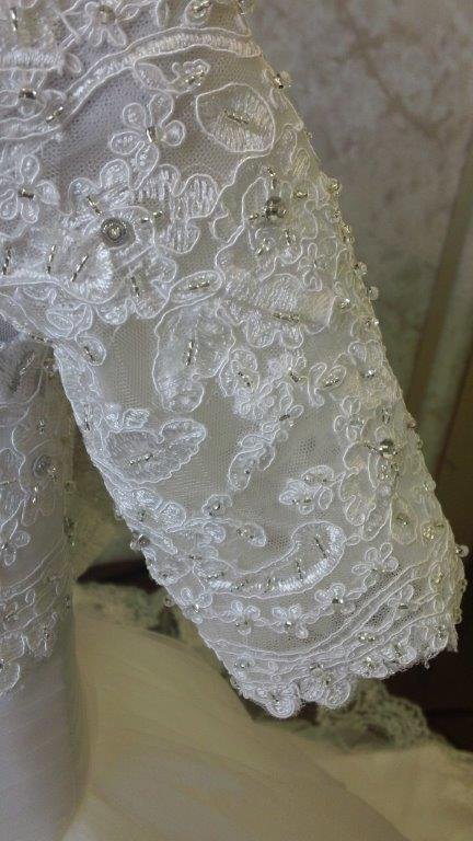 elbow length sleeves